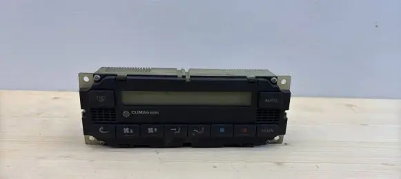 Volkswagen PASSAT B5 Climate control unit 3B1907044A