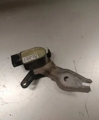 Headlight/headlamp level sensor