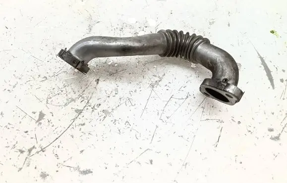 Volkswagen PASSAT CC EGR valve line/pipe/hose 03P131521A