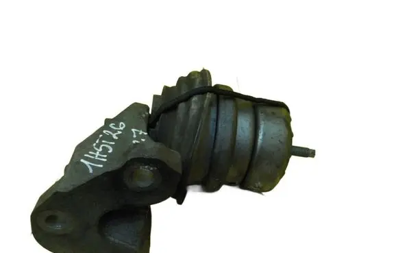 Jaguar XF X250 Engine mount vacuum valve 6W836A003AD
