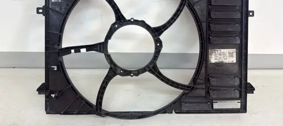 Volkswagen Transporter - Caravelle T6 Electric radiator cooling fan 7E0121207E