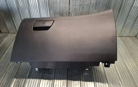 Ford Fusion II Glove box DS73F06010A 1313501