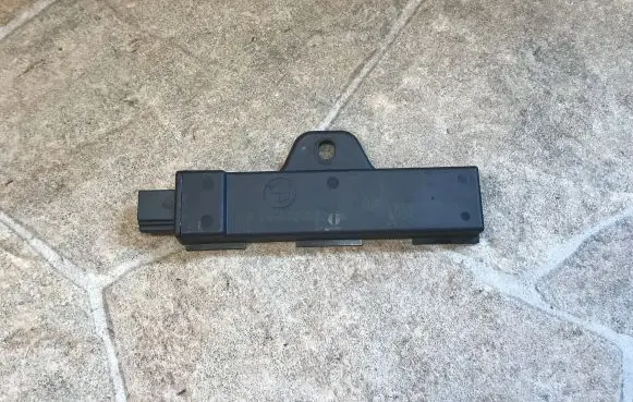 BMW 1 F20 F21 Keyless system antenna 9220832
