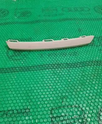 Volkswagen Tiguan Front bumper corner part panel trim 5NA853102B