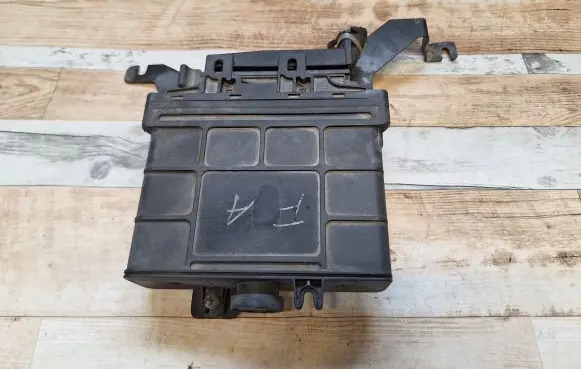 Audi A3 S3 8L Gearbox control unit/module 5DG00792107 5DG007921