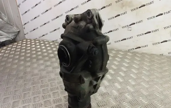 BMW 7 F01 F02 F03 F04 Front differential 7577691