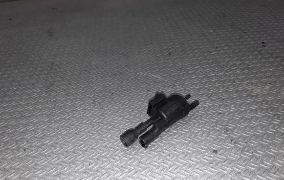 Mercedes-Benz A W168 Valve vacuum 0025401497