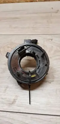 Audi A6 S6 C5 4B Airbag slip ring squib (SRS ring) 1J0959653B