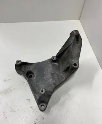 Opel Astra G Engine mounting bracket 24459840