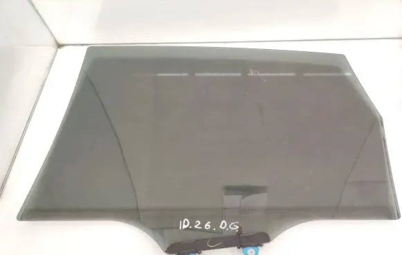 Honda CR-V Rear door window glass AS3