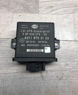 Mercedes-Benz R W251 Light module LCM 5DF00827802 0000953057 A2118703126