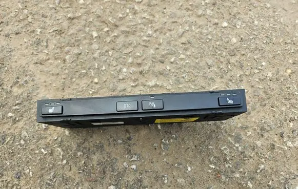 BMW 5 E60 E61 Seat heating switch 6952480 13580363