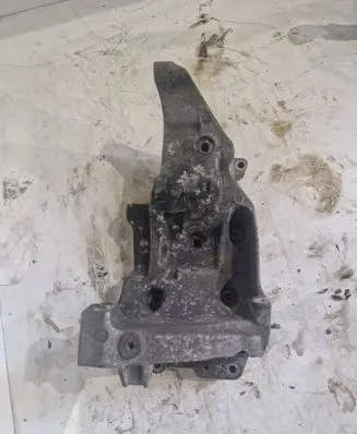 BMW 1 E81 E87 Generator/alternator bracket 7802639 13992010