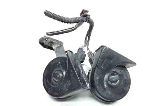 Volvo V60 Horn signal 30796896 30796897