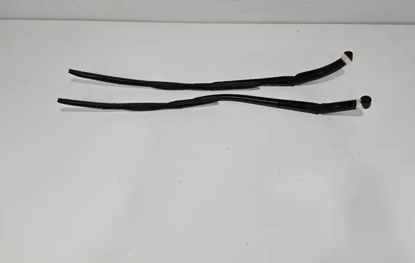 Toyota Sienna XL40 IV Windshield/front glass wiper blade 8521108040 8521206250 8522108040