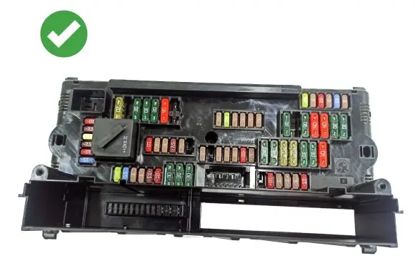 BMW 5 F10 F11 Fuse module 9252815 925281501 1670487