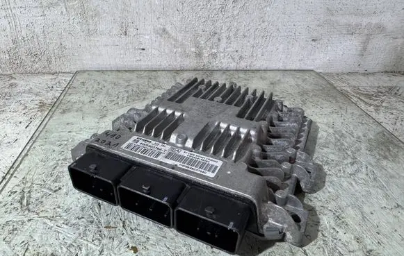 Peugeot 607 Engine control unit/module 9658198080 5WS40379AT HW9648237680