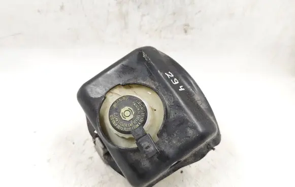 Audi A4 S4 B8 8K Master brake cylinder 8K0611367