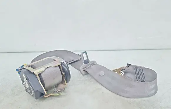Audi A8 S8 D3 4E Middle seatbelt (rear) 4E0857807A