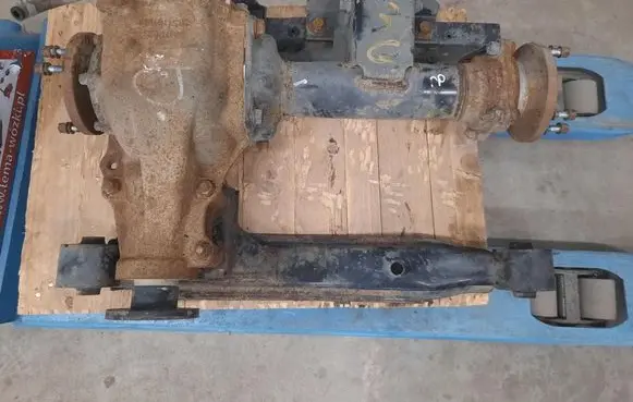 Nissan Navara D40 Front differential 3851161G45