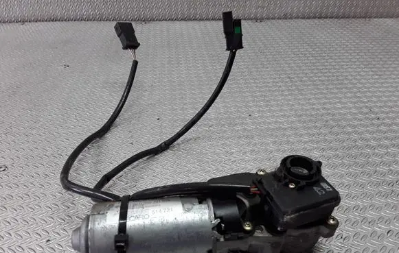 Audi A8 S8 D2 4D Seat adjustment motor 0390201629