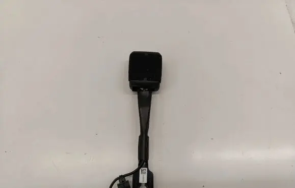 BMW 2 F44 Front seatbelt buckle 7456273