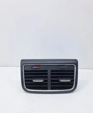 Audi A5 8T 8F Rear air vent grill 8K0819203D