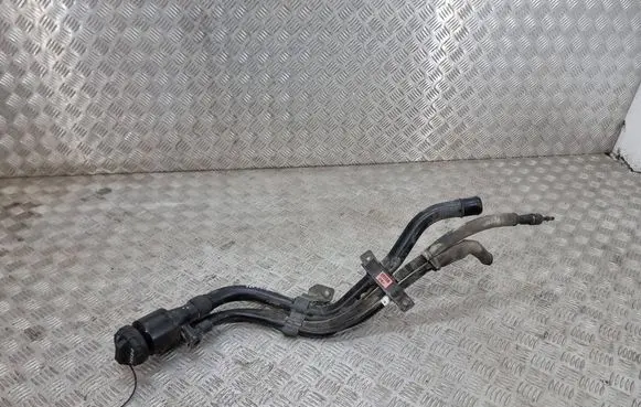 Fuel tank filler neck pipe
