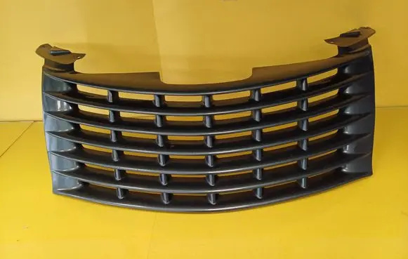 Chrysler PT Cruiser Front grill 27784