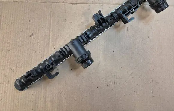 Volkswagen Tiguan Coolant radiator 5wa121251d