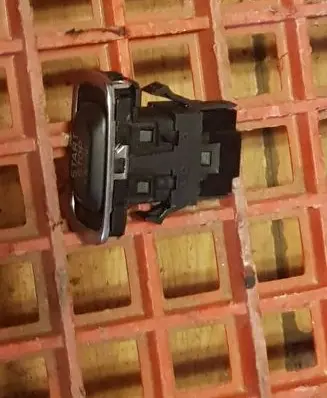 Volvo V40 Cross country Engine start stop button switch 31394114 10090125 8NK9560151670711