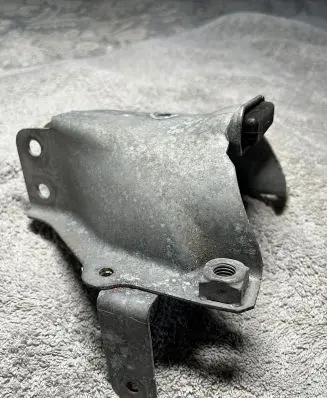 Audi Q5 SQ5 Engine mounting bracket 8K0399059H
