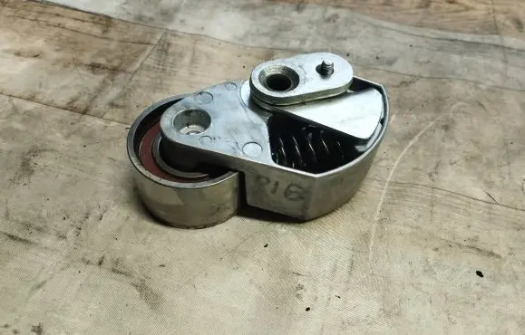 Hyundai Santa Fe Timing belt/chain tensioner 