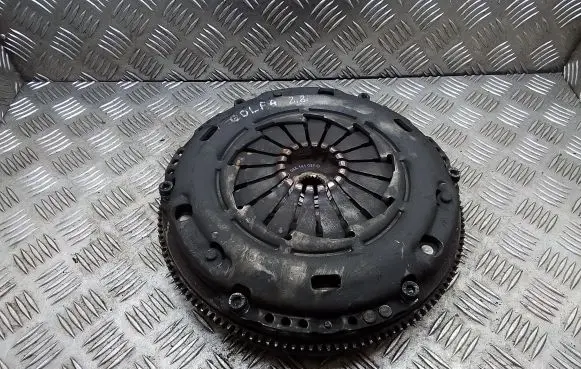 Volkswagen Golf IV Clutch set kit 021105266J 06A141031Q