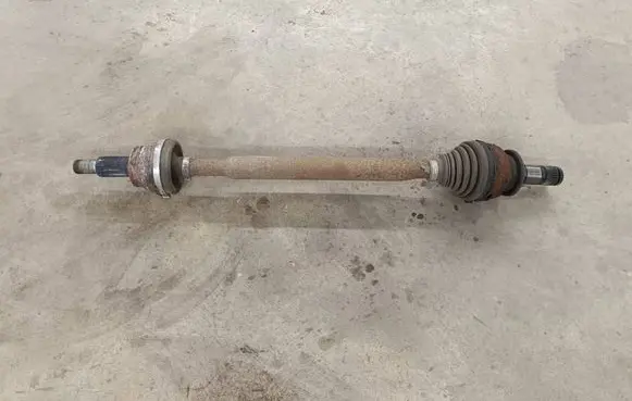 Jaguar XE Rear driveshaft