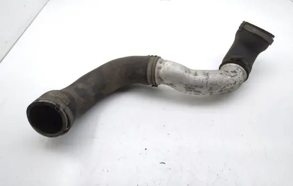 Volvo C30 Intercooler hose/pipe 31318794