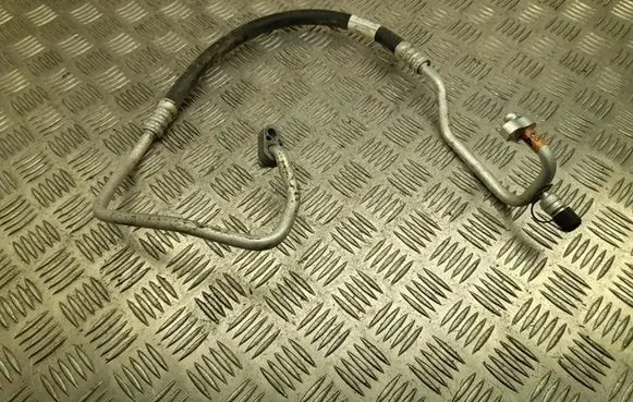 KIA Ceed Air conditioning (A/C) pipe/hose 97762J7500