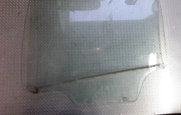 Chevrolet Cruze Rear door window glass