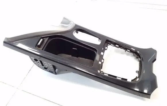 Hyundai i40 Other center console (tunnel) element 846033Z210 846703Z000