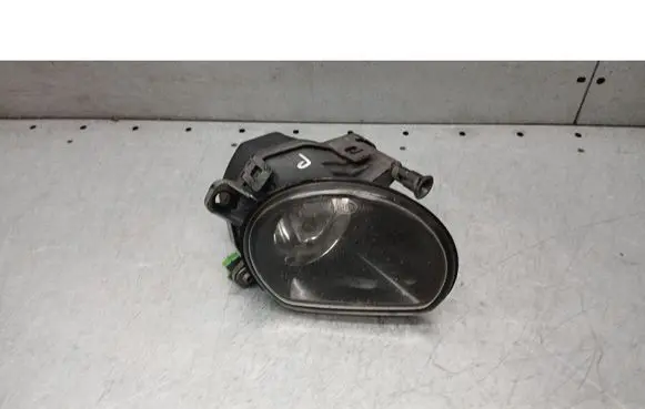 Audi A8 S8 D3 4E Front fog light 247465-00L