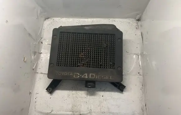 Toyota RAV 4 (XA20) Intercooler radiator