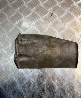 Skoda Octavia Mk2 (1Z) Other under body part 1K0407720