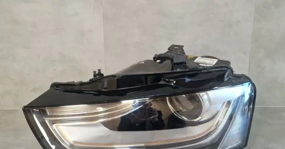 Audi A4 S4 B8 8K Headlight/headlamp 8K0941043C 130702409002 LE10B6235