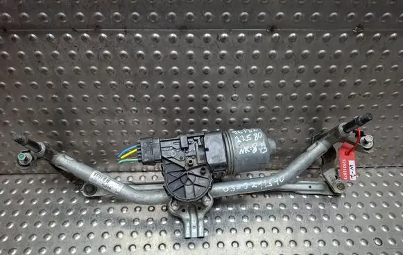 Peugeot 208 I Front wiper linkage and motor S26312873 9673222580
