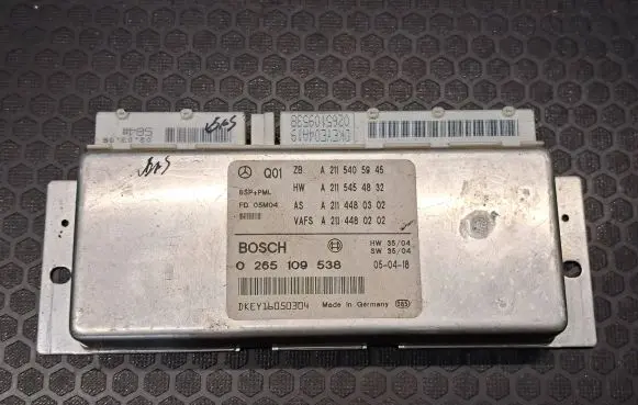 Mercedes-Benz E W211 ESP (stability system) control unit 0265109538 A2115405945 A2114480302