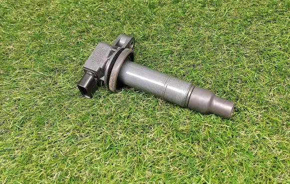 High voltage ignition coil