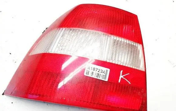 Opel Vectra B Rear/tail lights 37370748 90568047