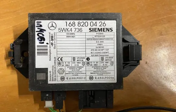 Seat Leon (1P) Immobilizer control unit/module 1688200426 5WK4736