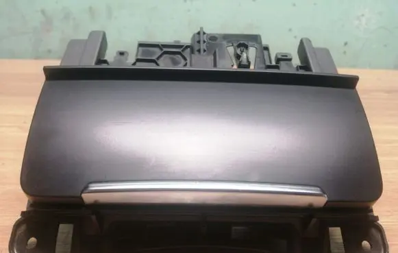Audi Q5 SQ5 Ashtray (front) 8K0857951 8K0857965