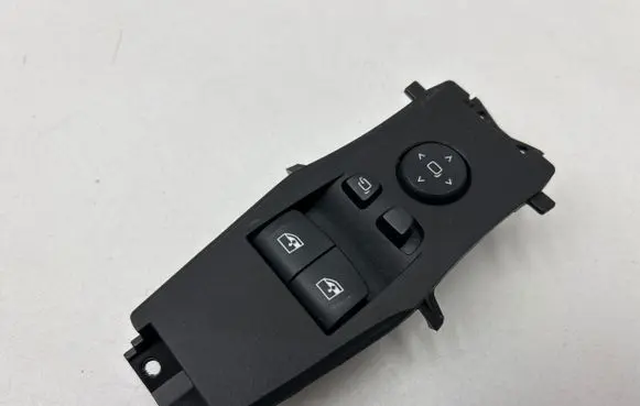 BMW 2 G42 Electric window control switch 6809279